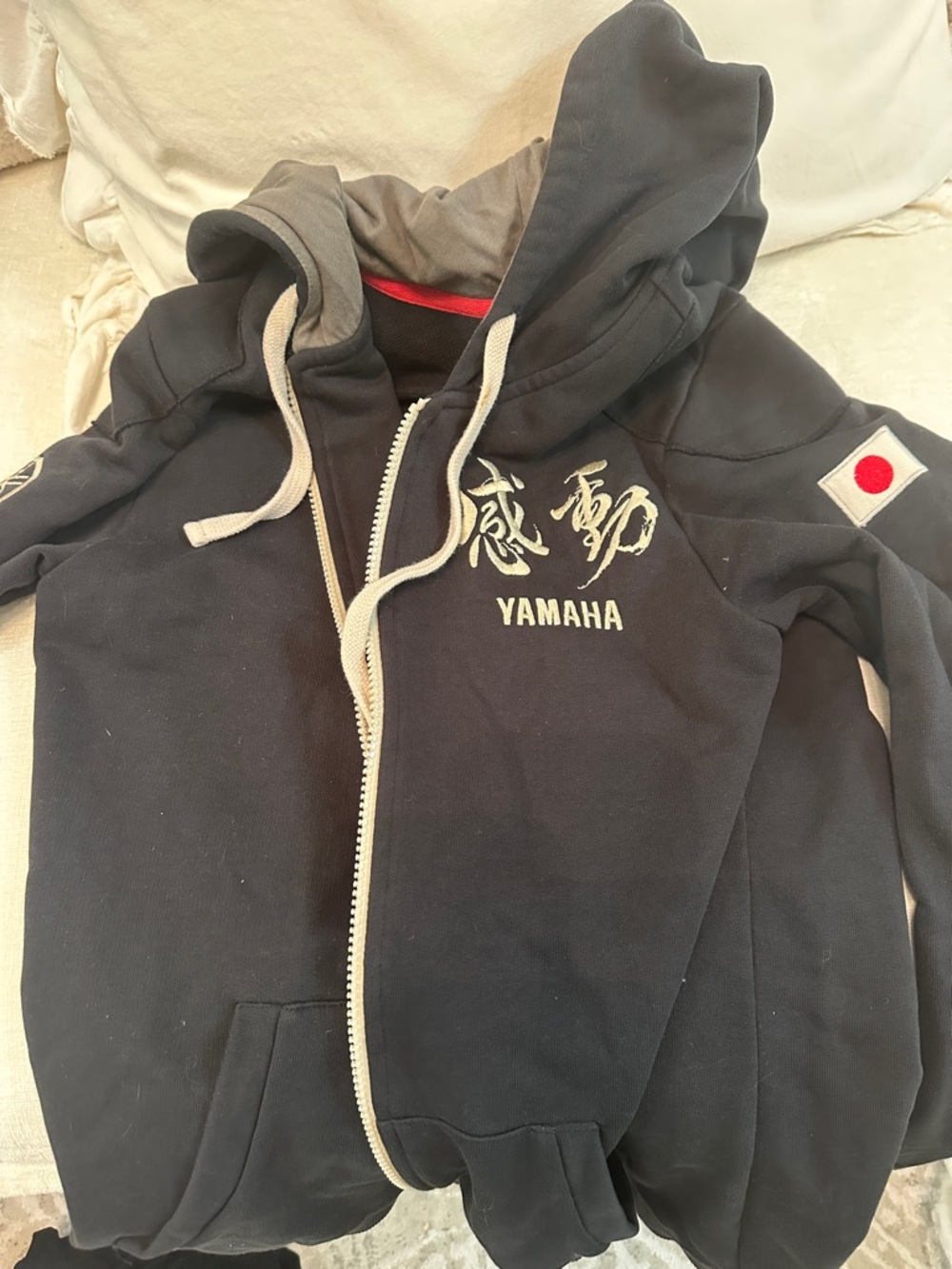 Yamaha black Hooded Zip Sweatshirt with Red Accent